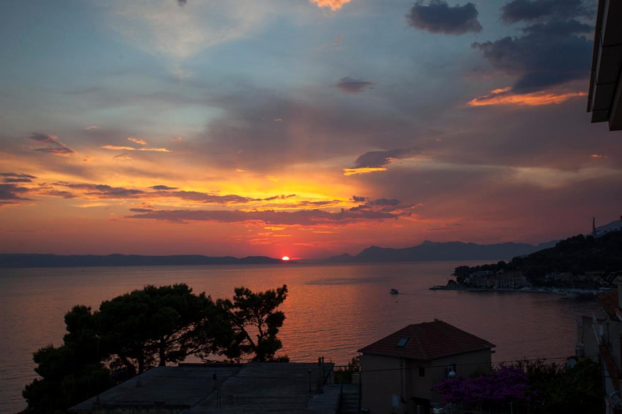 Aparthotel Villa Mozart Podgora Luaran gambar