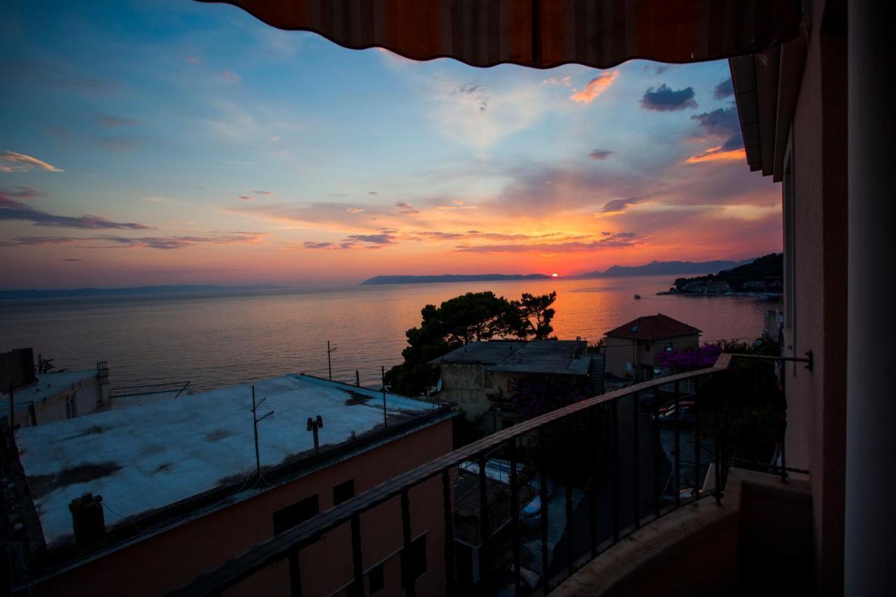 Aparthotel Villa Mozart Podgora Luaran gambar