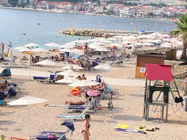 Aparthotel Villa Mozart Podgora Luaran gambar